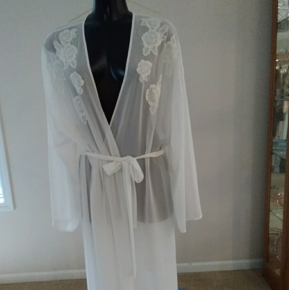 Cerie embroidered long robe NWOT